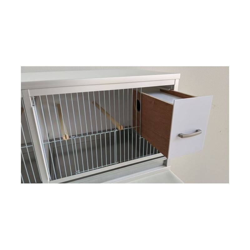 Front for small parakeets nest box