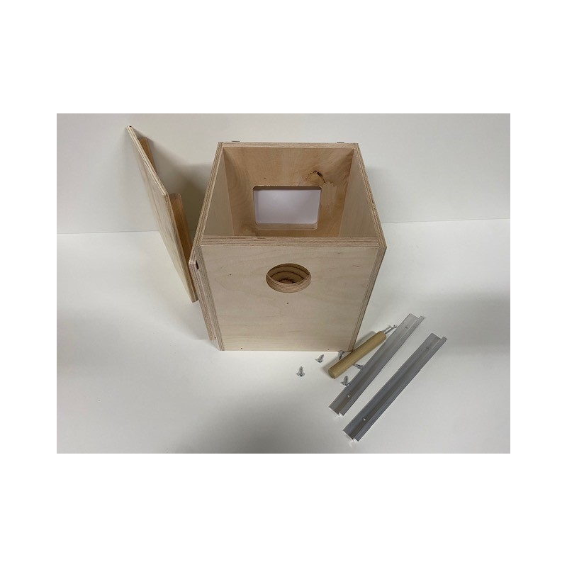 Standing block for inside the cage 26x26x27cm